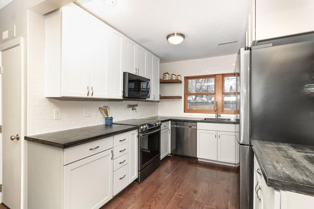 3305 Arthur Street NE, Minneapolis, MN 55418