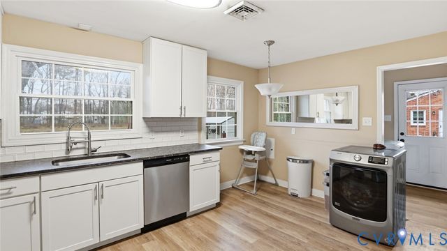 4912 Red Oak Ln, Richmond, VA 23224