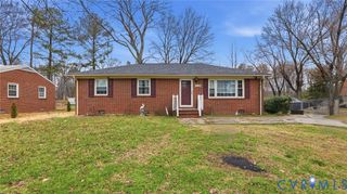 4912 Red Oak Ln, Richmond, VA 23224