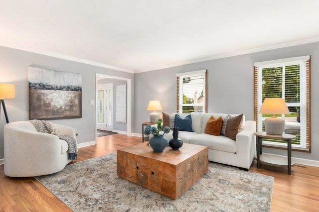 6076 Angel Lane, Lisle, IL 60532
