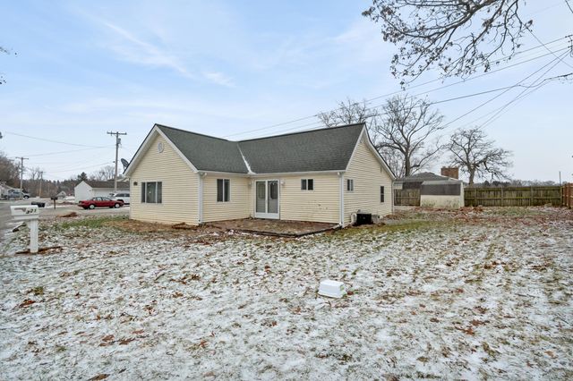 321 Ackerson Lake Drive, Napoleon Twp, MI 49201