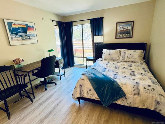 12575 Oaks North Dr 219, San Diego, CA 92128