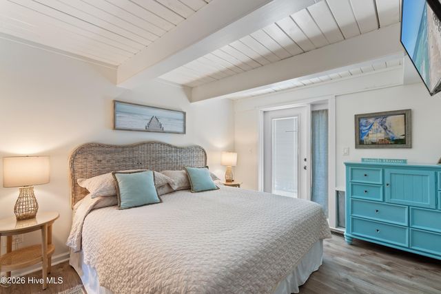 202 E Second Street, Ocean Isle Beach, NC 28469