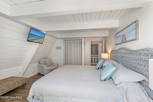 202 E Second Street, Ocean Isle Beach, NC 28469