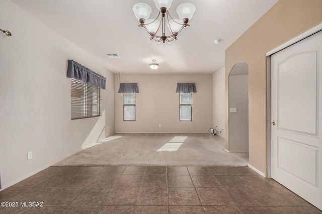 39371 S Cinch Strap Place, Tucson, AZ 85739