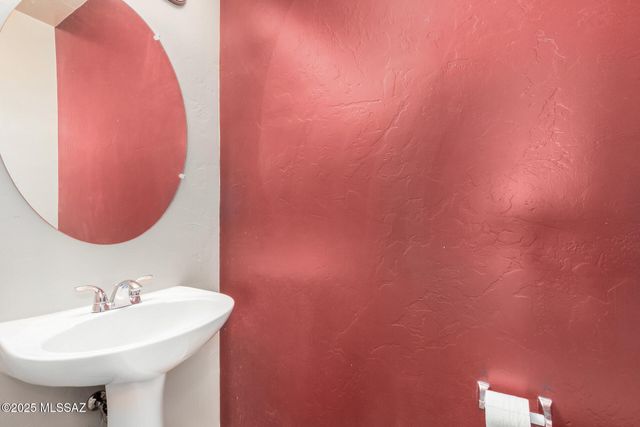 39371 S Cinch Strap Place, Tucson, AZ 85739