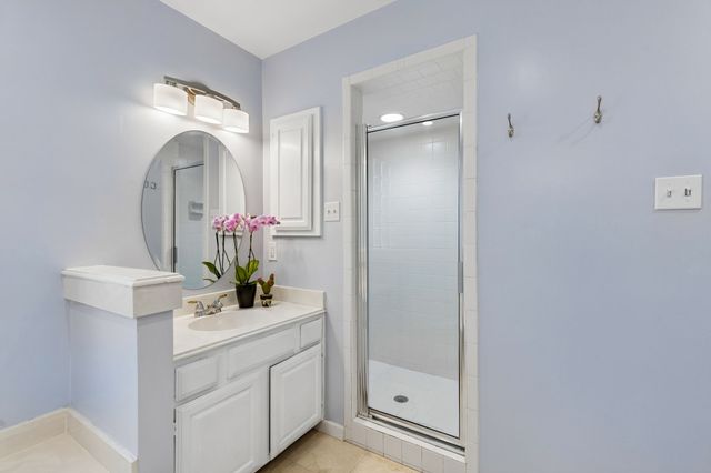 1024 S Aspenwood Drive, Grapevine, TX 76051