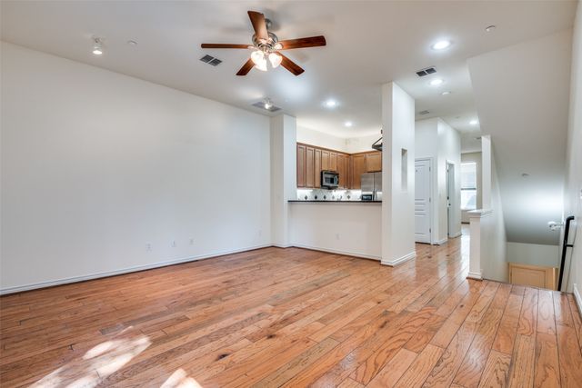 4225 McKinney Avenue 11, Dallas, TX 75205