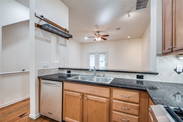 4225 McKinney Avenue 11, Dallas, TX 75205