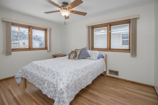 1669 Clarence Street, Saint Paul, MN 55106