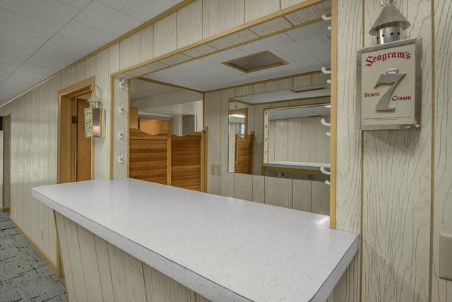 1669 Clarence Street, Saint Paul, MN 55106