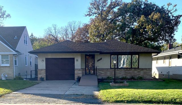 1669 Clarence Street, Saint Paul, MN 55106