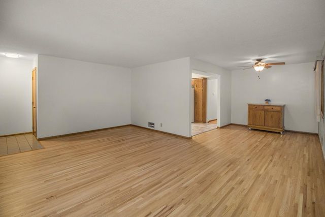 1669 Clarence Street, Saint Paul, MN 55106