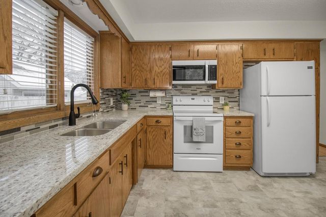 1669 Clarence Street, Saint Paul, MN 55106