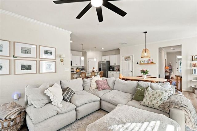 5748 Screech Owl Drive, Flowery Branch, GA 30542