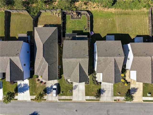 5748 Screech Owl Drive, Flowery Branch, GA 30542