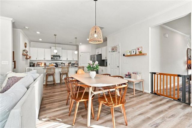 5748 Screech Owl Drive, Flowery Branch, GA 30542