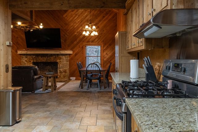 131 Ralph Hickey Rd Road, Chatsworth, GA 30705