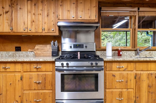 131 Ralph Hickey Rd Road, Chatsworth, GA 30705