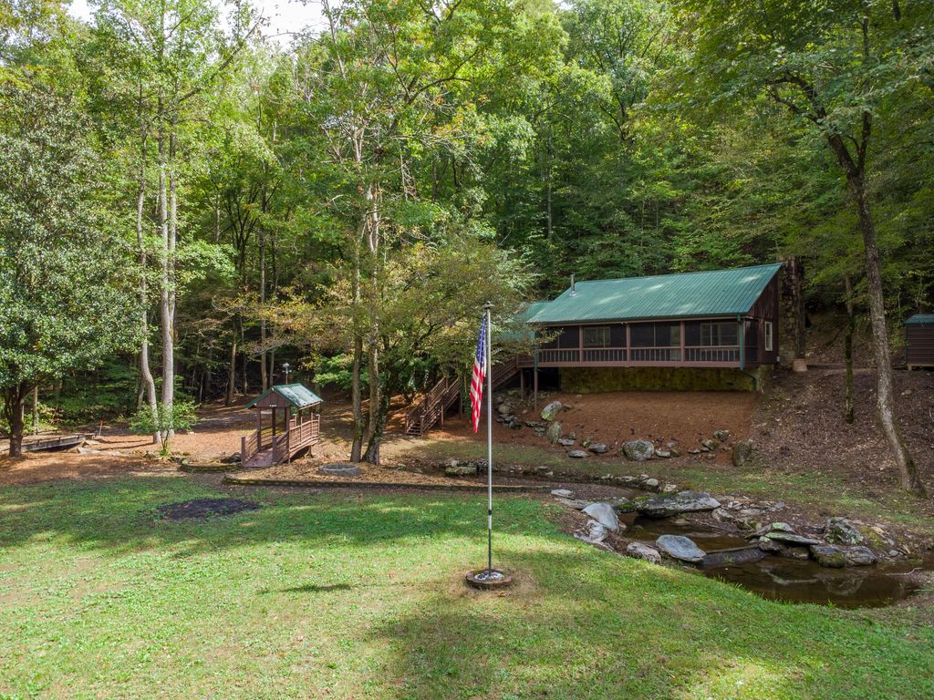 131 Ralph Hickey Rd Road, Chatsworth, GA 30705