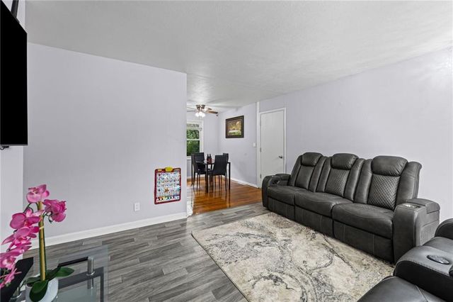 7612 E 51st Terrace, Kansas City, MO 64129