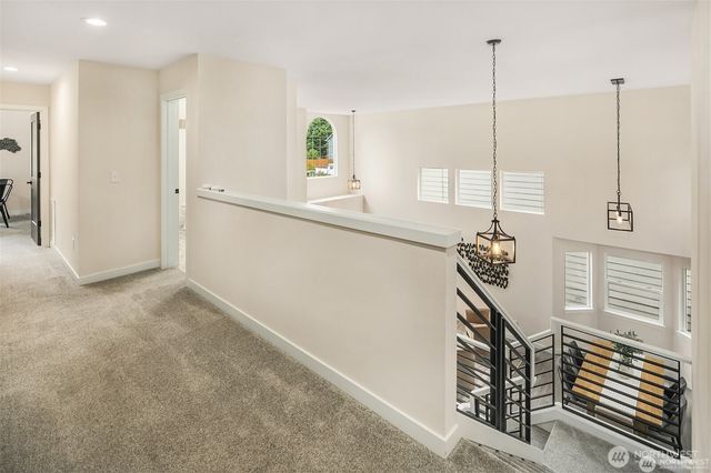 2450 Ferndale Place NE, Renton, WA 98056