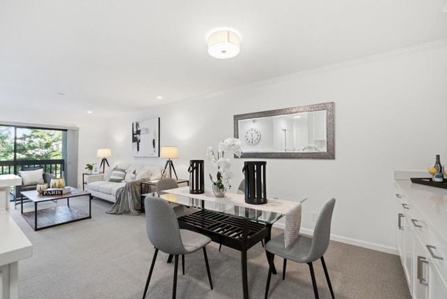 226 W Edith Avenue 33, Los Altos, CA 94022