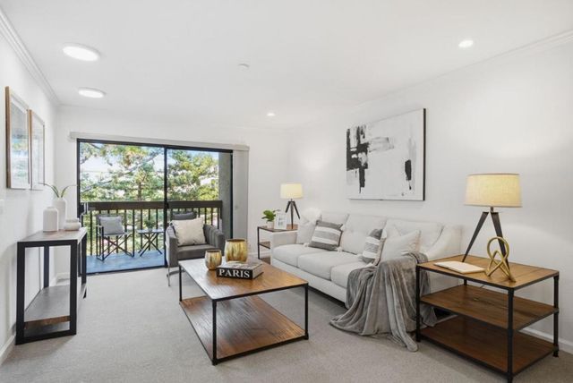 226 W Edith Avenue 33, Los Altos, CA 94022