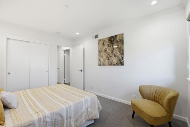 226 W Edith Avenue 33, Los Altos, CA 94022