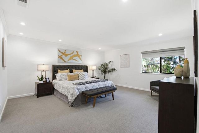 226 W Edith Avenue 33, Los Altos, CA 94022