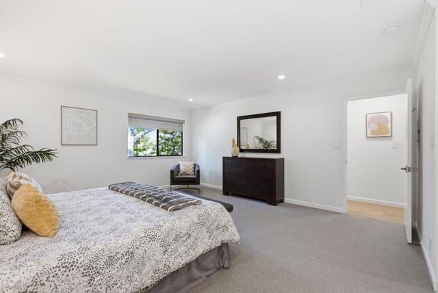 226 W Edith Avenue 33, Los Altos, CA 94022