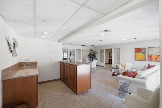 226 W Edith Avenue 33, Los Altos, CA 94022