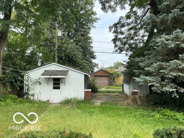 3906 Hoyt Avenue, Indianapolis, IN 46203