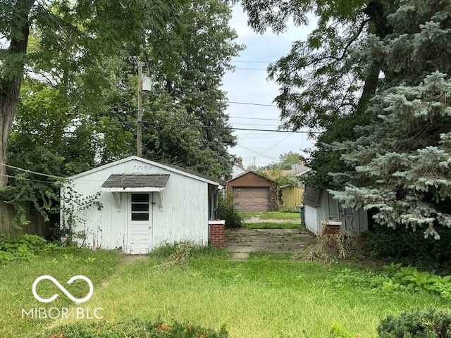 3906 Hoyt Avenue, Indianapolis, IN 46203