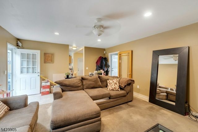 316 N 11Th St, Kenilworth Boro, NJ 07033