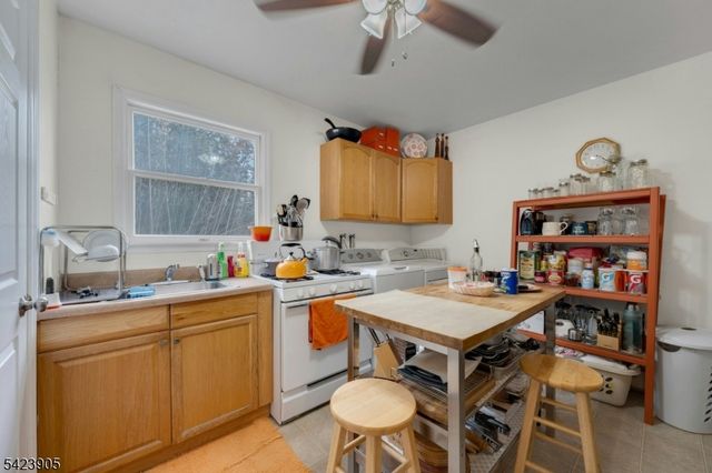 316 N 11Th St, Kenilworth Boro, NJ 07033