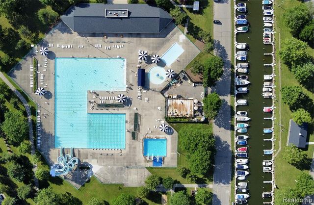 20740 Marter Road, Grosse Pointe Woods, MI 48236