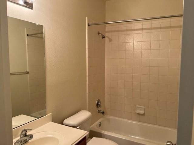 2134 Thorn Berry Creek Lane, Katy, TX 77449