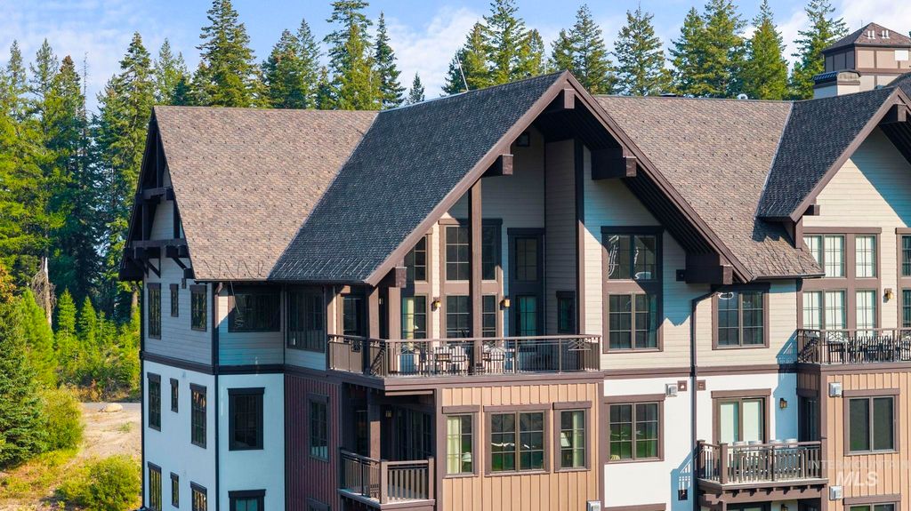 700 Village Dr. 403, Donnelly, ID 83615 photo 6