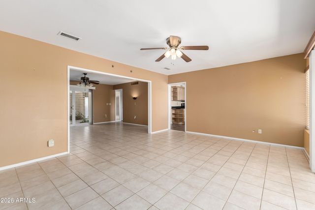 10637 W CARON Drive, Sun City, AZ 85351