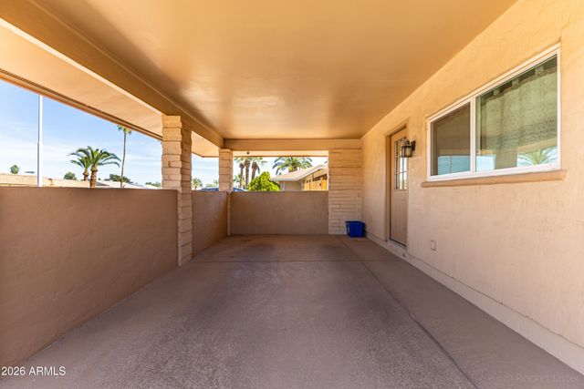 10637 W CARON Drive, Sun City, AZ 85351
