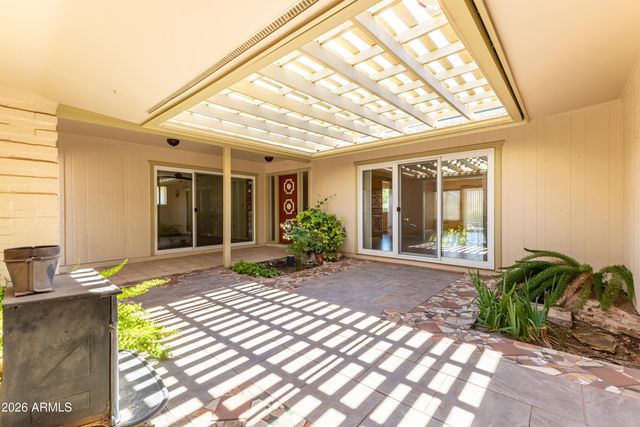 10637 W CARON Drive, Sun City, AZ 85351