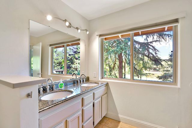 6490 Pleasant Valley Rd, El Dorado, CA 95623