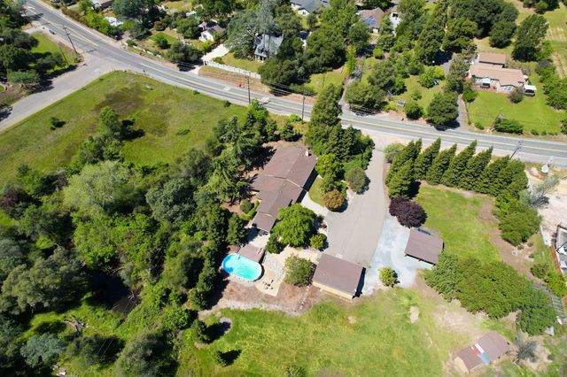 6490 Pleasant Valley Rd, El Dorado, CA 95623