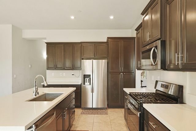 1093 DiMaggio Way, Galt, CA 95632