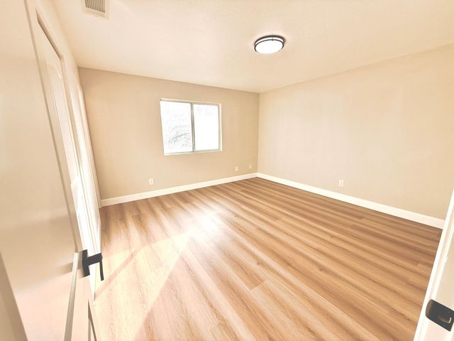 5551 W Acacia Avenue, Fresno, CA 93722