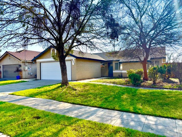 5551 W Acacia Avenue, Fresno, CA 93722