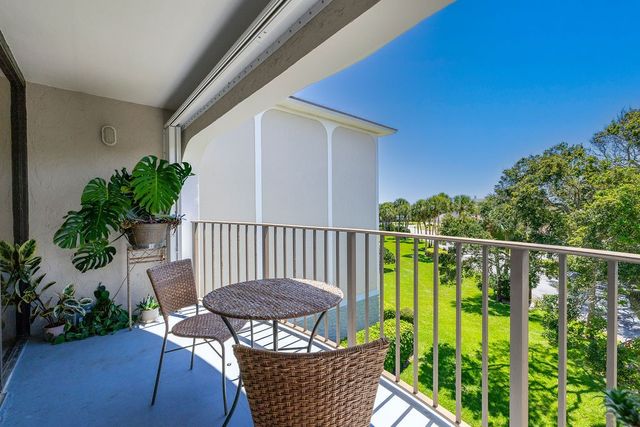 5300 Highway A1a None 302, Vero Beach, FL 32963