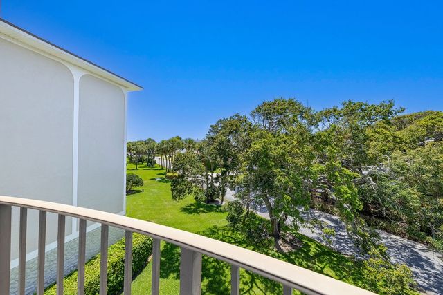 5300 Highway A1a None 302, Vero Beach, FL 32963