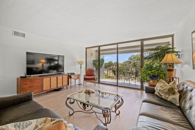 5300 Highway A1a None 302, Vero Beach, FL 32963